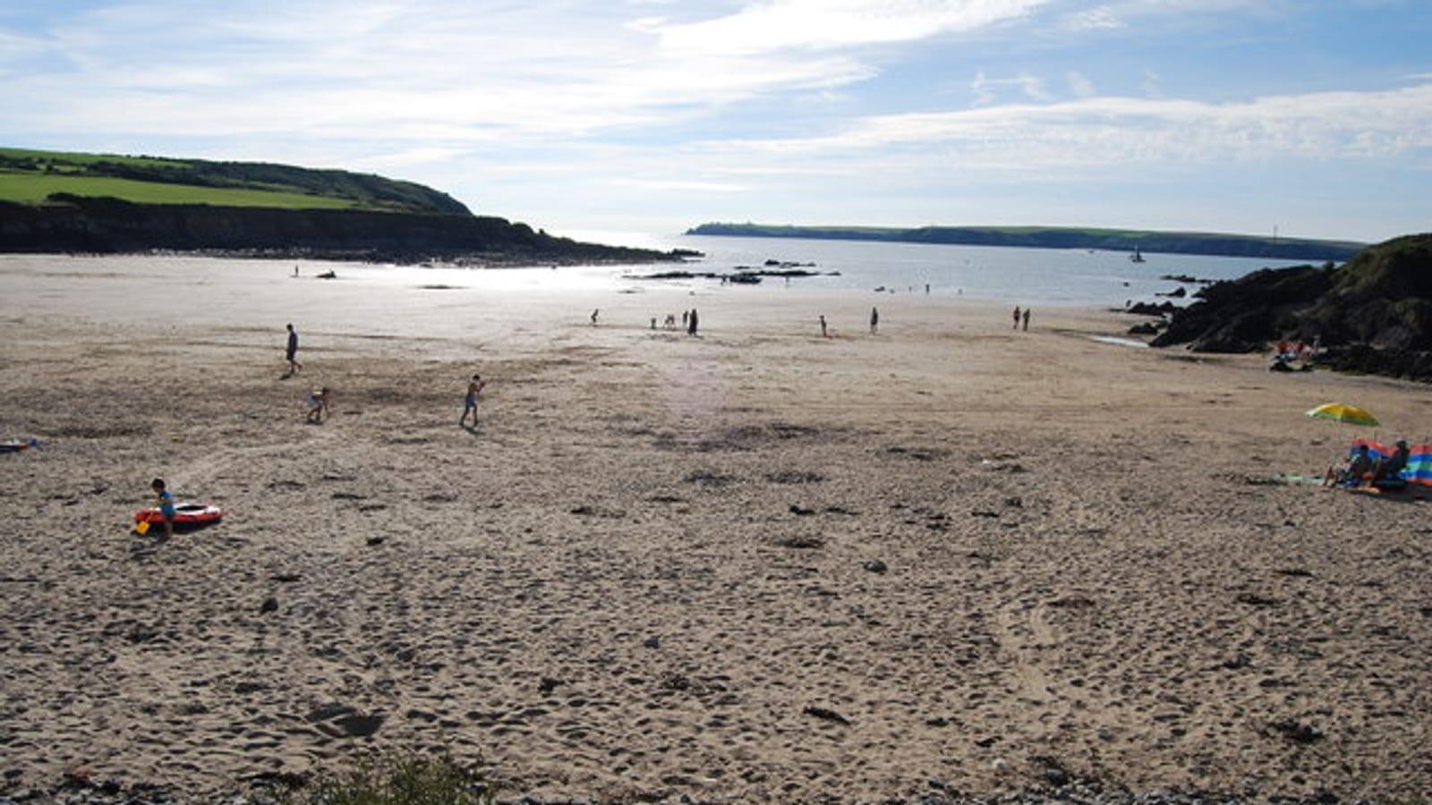 West Angle Bay Fossil Hunting Guide